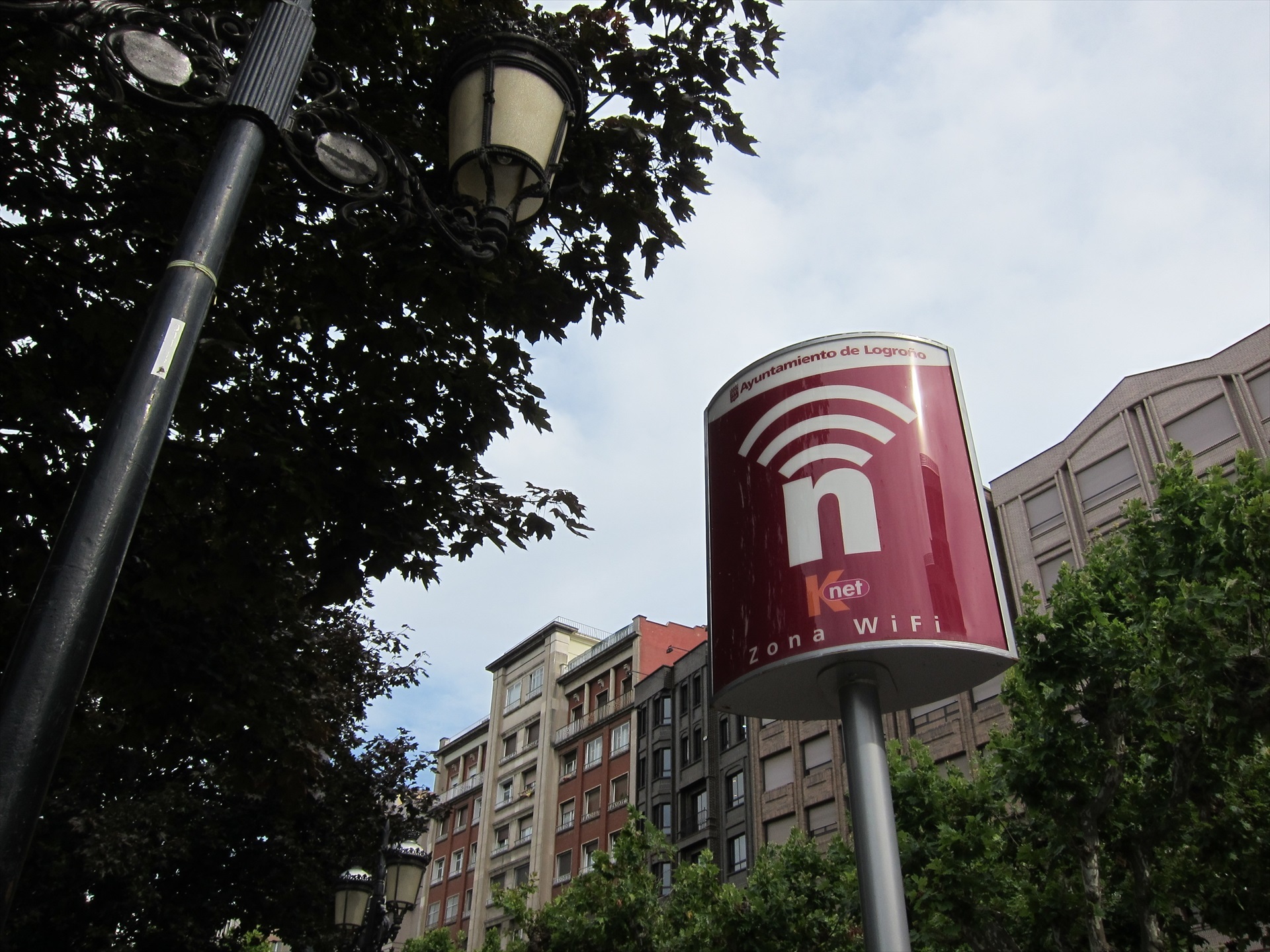 Zona Wi-Fi en Logroño (Foto: Europa Press)
