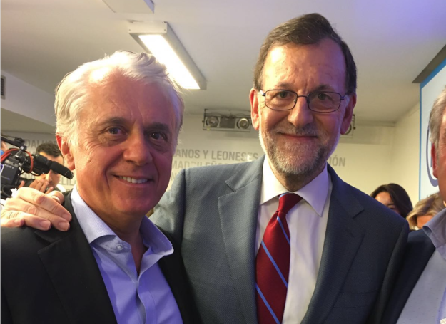 Manuel Altava y Mariano Rajoy.