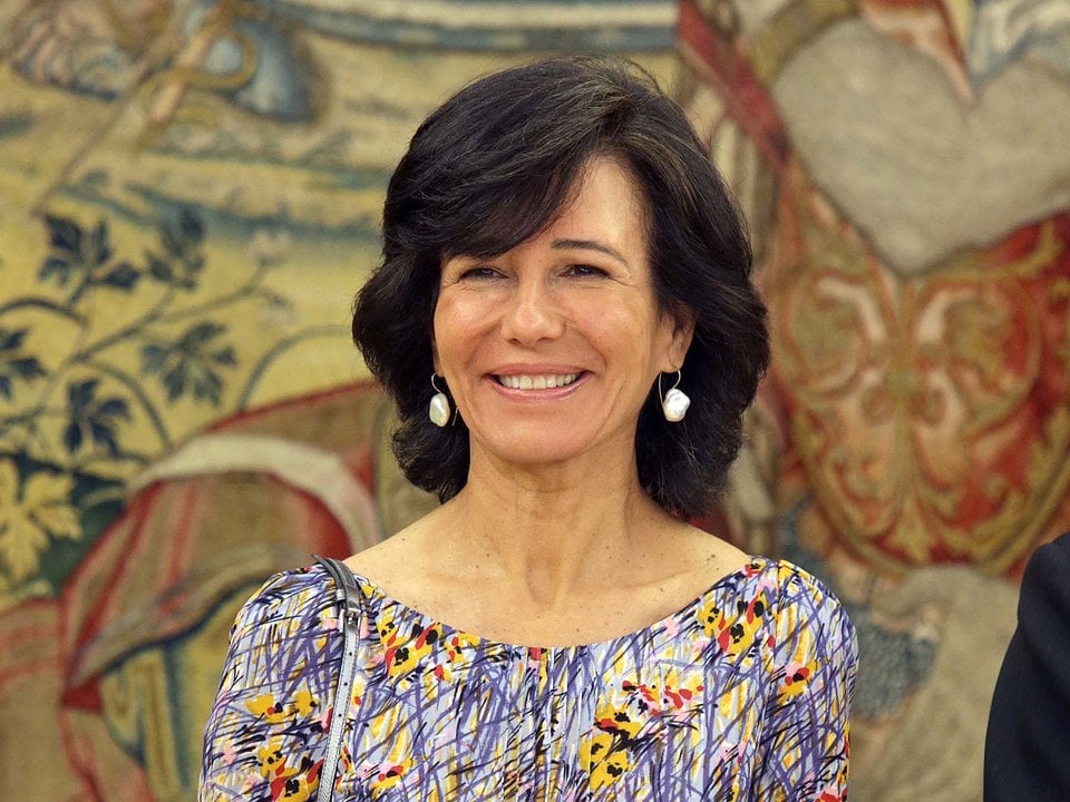 Ana Patricia Botín during a hearing with the Rectors of the Ibero-American Union of Universities and Presidents of the Supreme and Constitutional Courts of Ibero-America participating in the International Congress on the protection of social rights in times of crisis