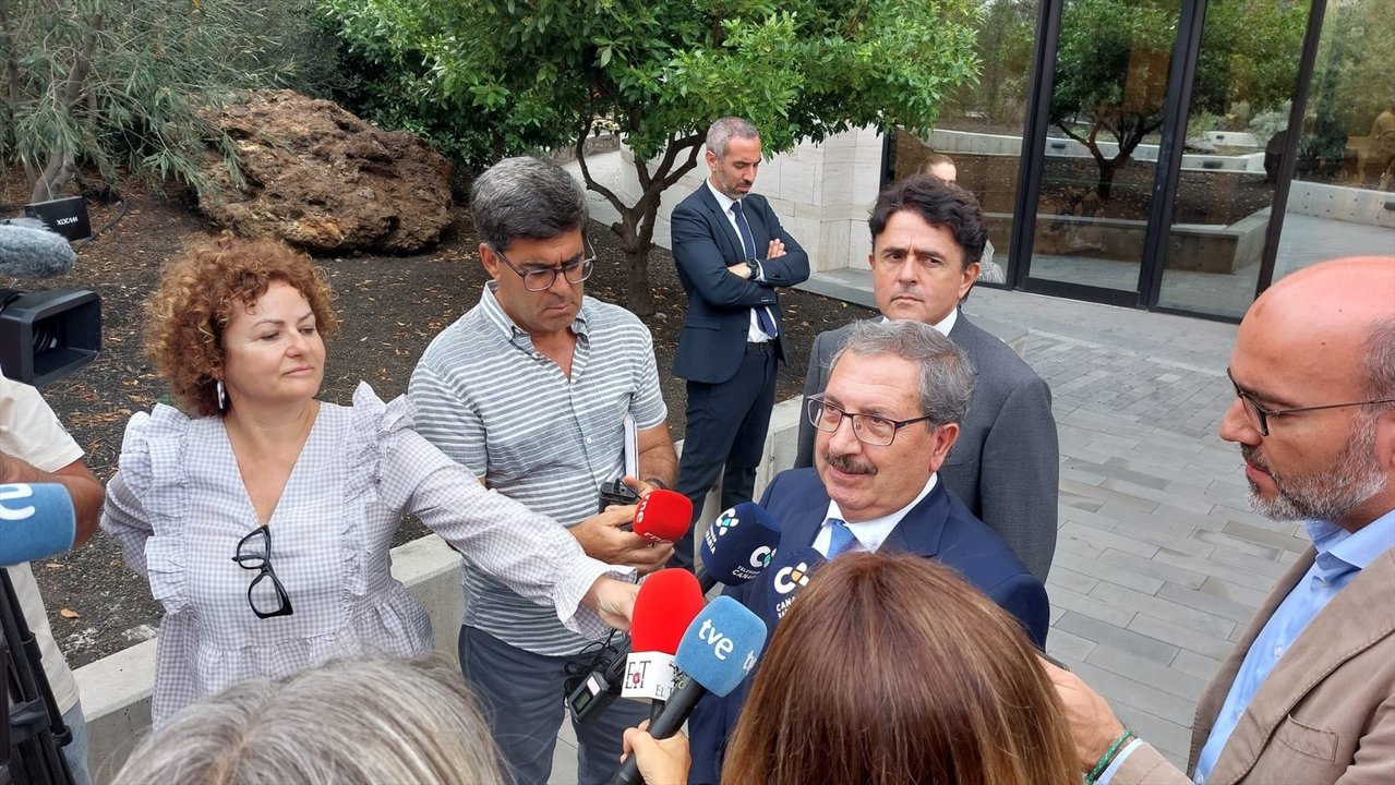 El presidente del CGPJ, Rafael Mozo, atiende a los periodistas con motivo de unas jornadas judiciales en La Palma.