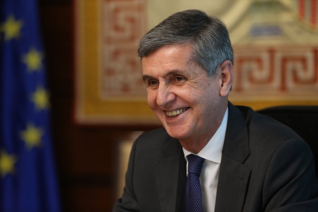 El expresidente del Tribunal Constitucional, Pedro González-Trevijano, en el primer Pleno jurisdiccional tras la renovación del órgano, en el Tribunal Constitucional, a 15 de diciembre de 2021, en Madrid. (Foto: Isabel Infantes / Europa Press)