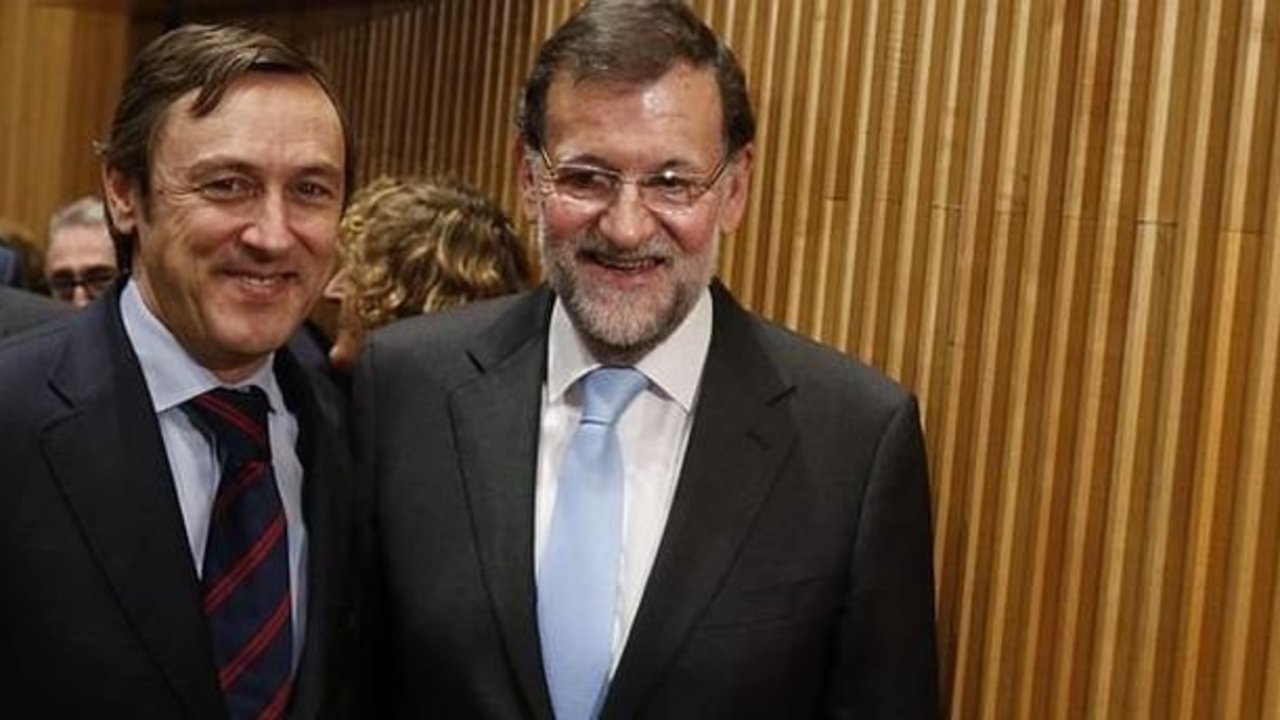 Rafael Hernando y Mariano Rajoy