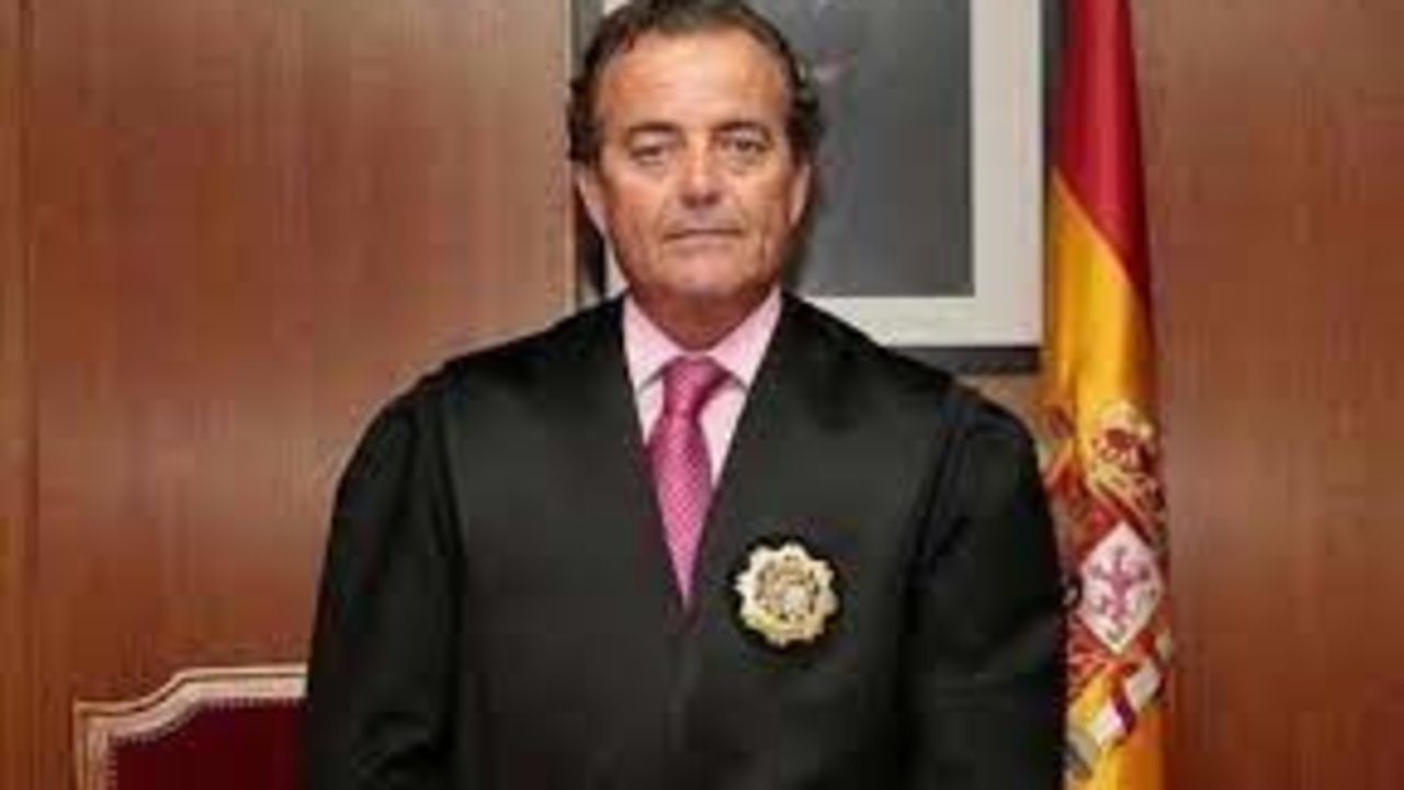 Ex juez Presencia.