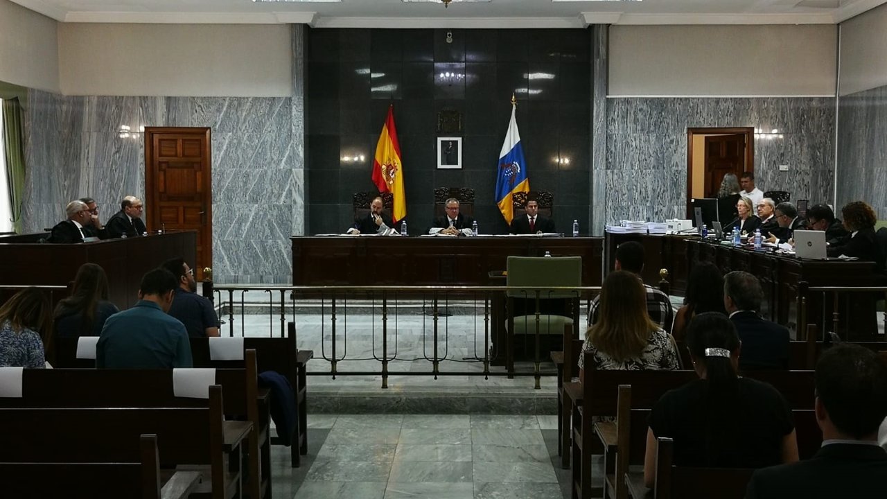 Sesión de cuestiones previas del juicio contra el juez Salvador Alba.